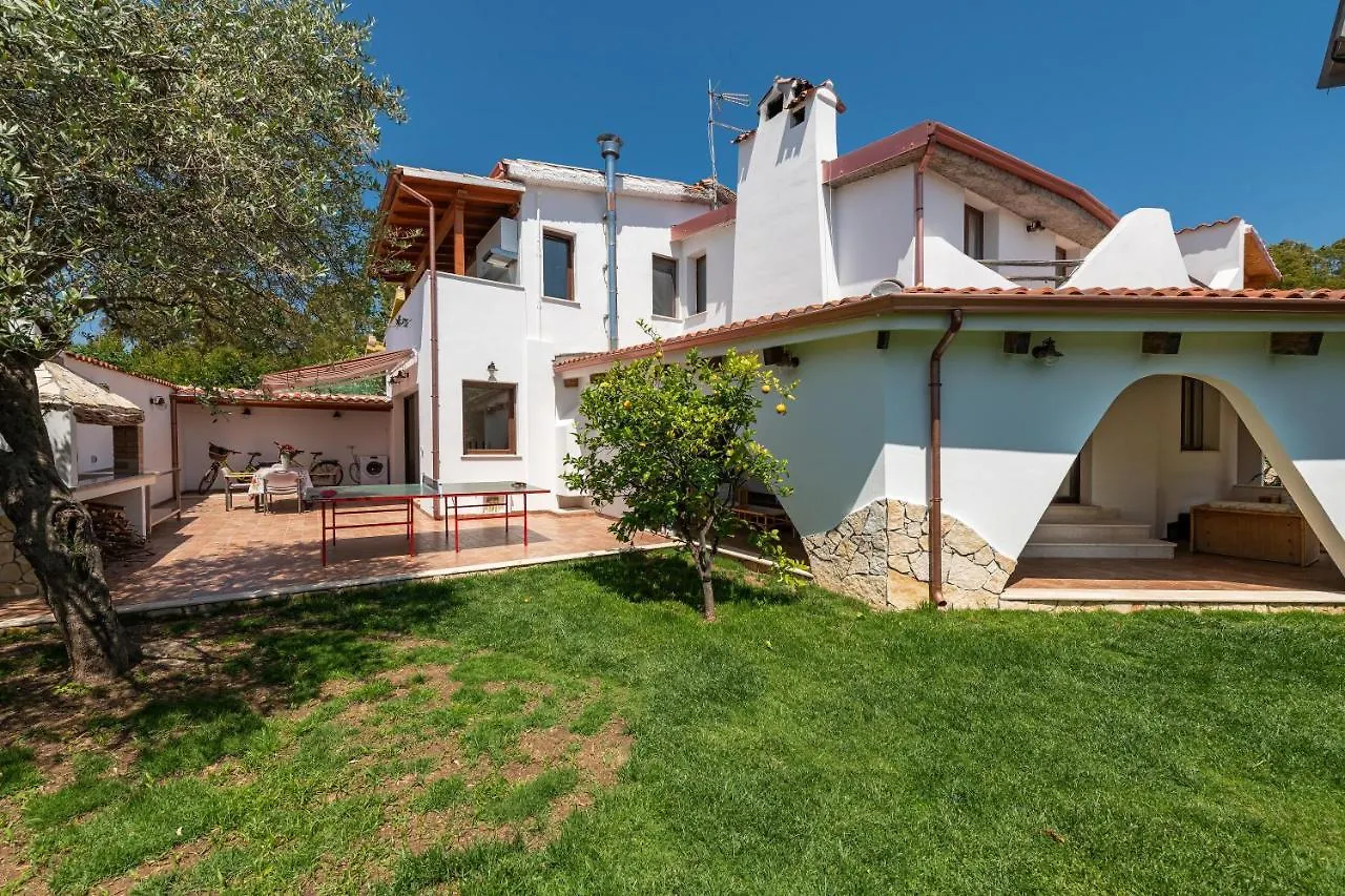 Feriehus Villa Eleonora Residence App To 4 Capoterra
